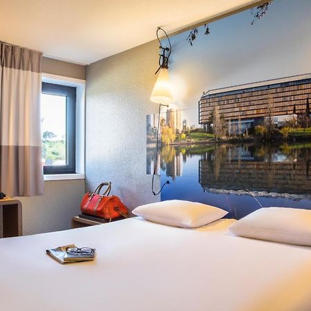 Готель Ibis Paris Кретей Екстер'єр фото