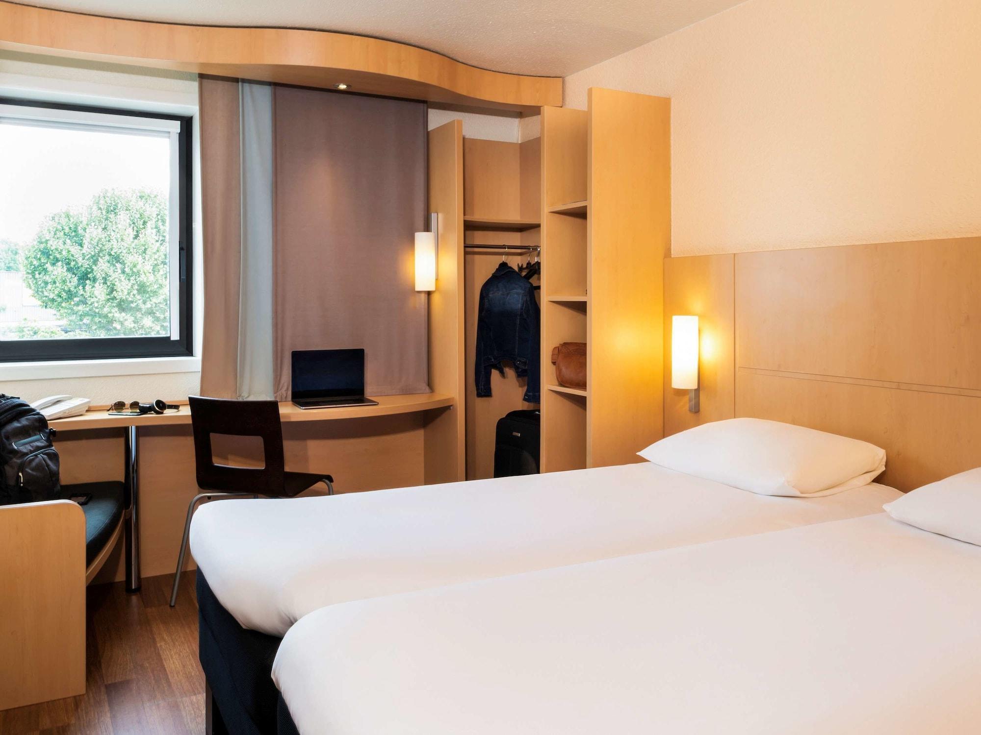 Готель Ibis Paris Кретей Екстер'єр фото