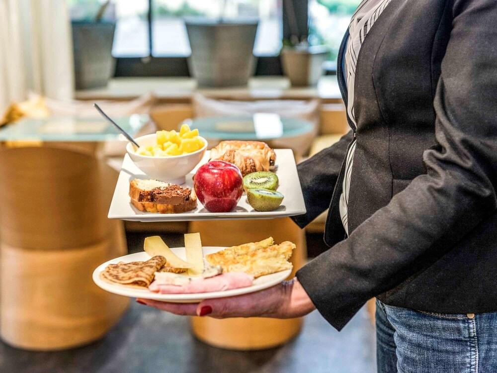 Готель Ibis Paris Кретей Екстер'єр фото