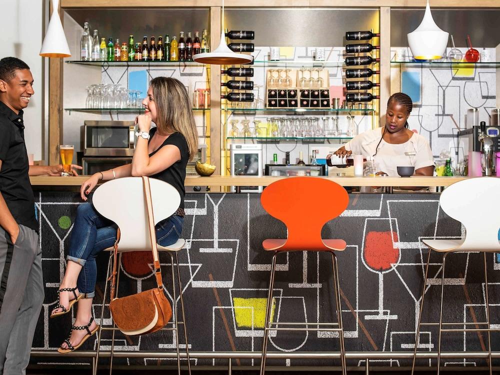 Готель Ibis Paris Кретей Екстер'єр фото