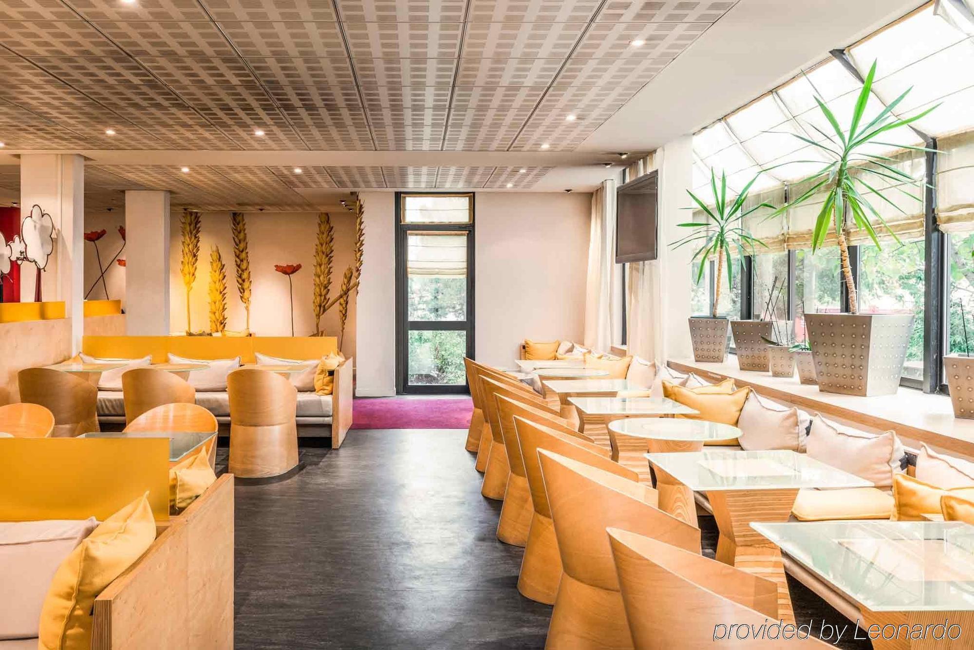 Готель Ibis Paris Кретей Екстер'єр фото