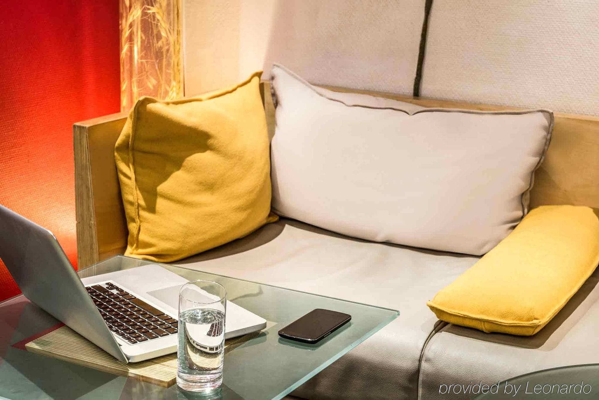 Готель Ibis Paris Кретей Екстер'єр фото
