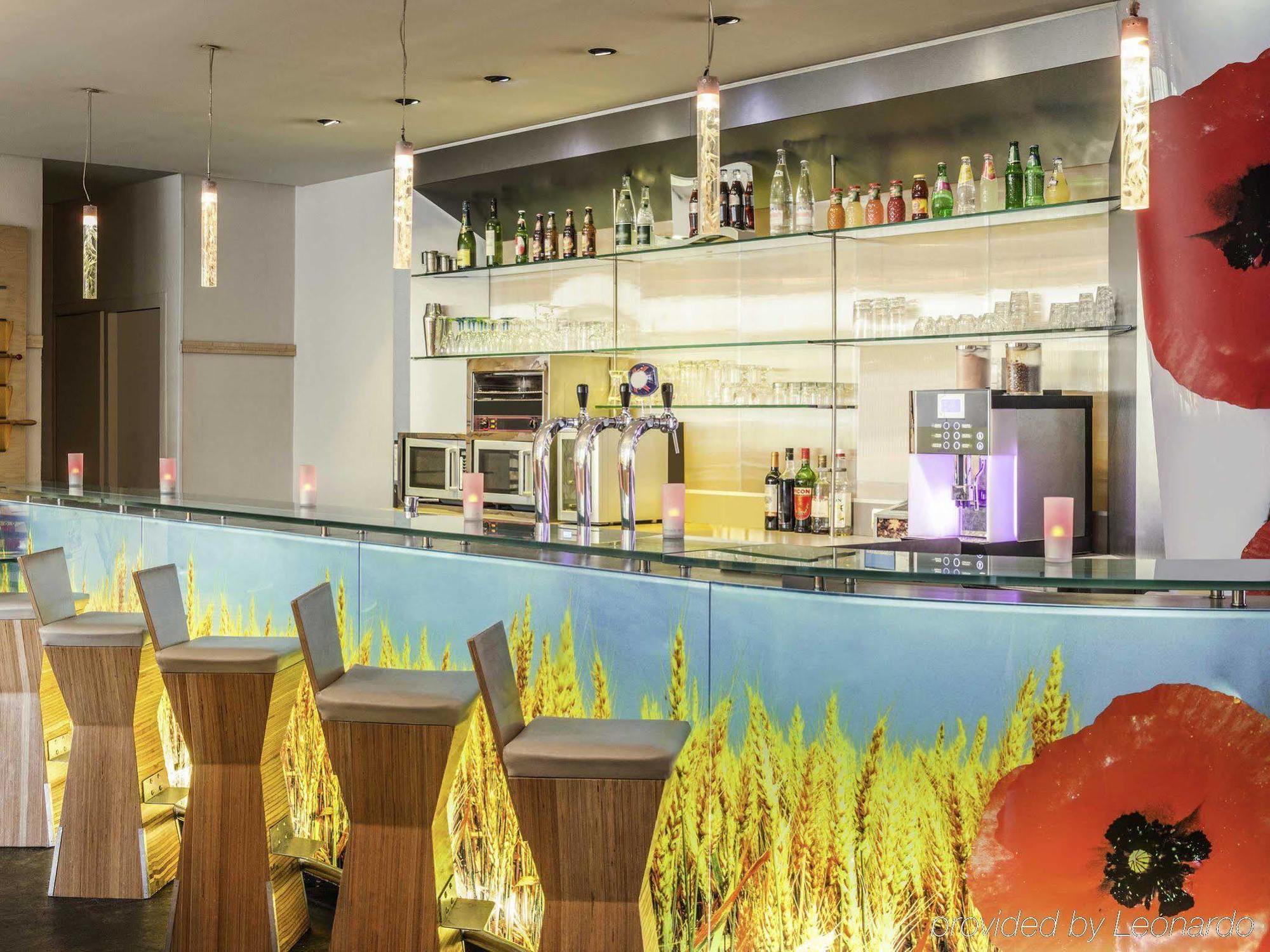 Готель Ibis Paris Кретей Екстер'єр фото