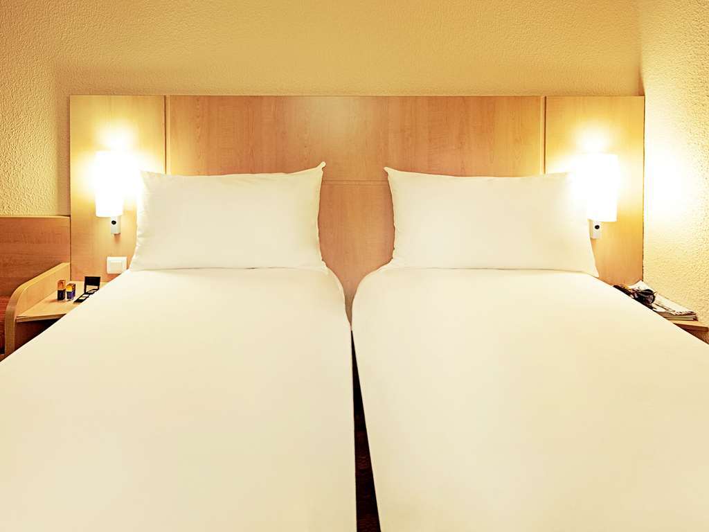 Готель Ibis Paris Кретей Номер фото